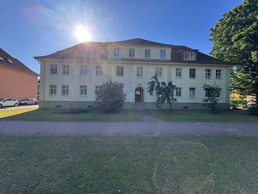 Wohnung zur Miete 600 € 3 Zimmer 73 m² frei ab sofort Neuruppin 16816