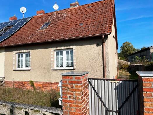 Haus zum Kauf 145.000 € 4 Zimmer 85 m² 3.940 m² Grundstück frei ab sofort Heiligengrabe 16909