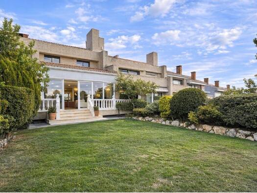 Einfamilienhaus zum Kauf 1.250.000 € 5 Zimmer 531 m² 100 m² Grundstück C. Islas Canarias 1 Común Boadilla del Monte 28669