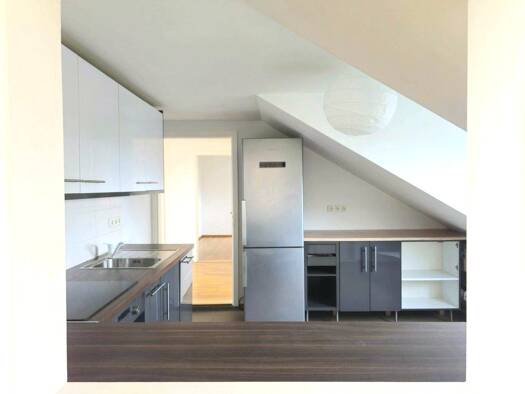 Wohnung zum Kauf provisionsfrei 430.000 € 2,5 Zimmer 75 m² Dachgeschoss, 2. Geschoss frei ab sofort Baldestraße Ebersberg 85560