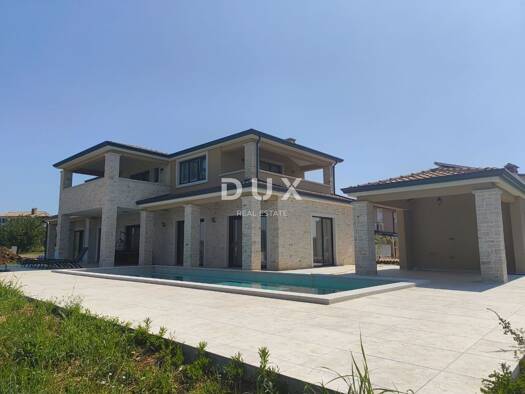 Einfamilienhaus zum Kauf 1.350.000 € 8 Zimmer 2.396 m² Grundstück Kaštelir 52464