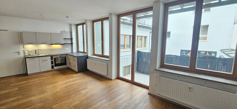 Wohnung zur Miete 650 € 2 Zimmer 60 m² 1. Geschoss frei ab sofort Bahnhofstraße 18A Amberg Amberg 92224