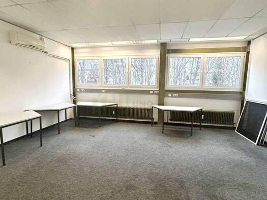 Bürofläche zur Miete 247 € 38 m² Bürofläche Möglingen 71696