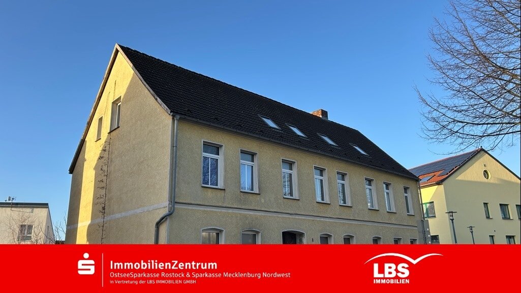 Mehrfamilienhaus zum Kauf 279.000 € 19 Zimmer 352 m²<br/>Wohnfläche 546 m²<br/>Grundstück Schweriner Viertel Güstrow 18273