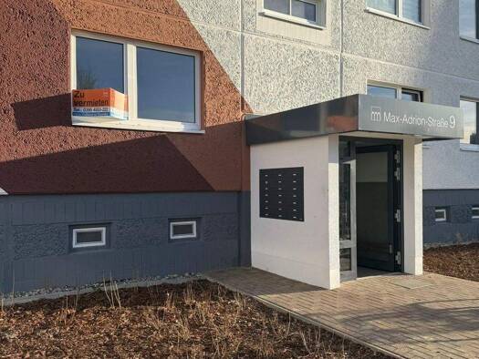 Wohnung zur Miete nur mit Wohnberechtigungsschein 409 € 3 Zimmer 70,9 m² 1. Geschoss Max-Adrion-Str. 9 Datzeberg Neubrandenburg 17034