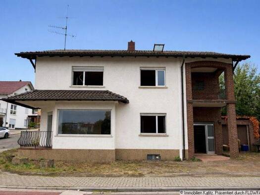 Einfamilienhaus zum Kauf 184.000 € 8 Zimmer 203 m² 686 m² Grundstück Atzel Landstuhl 66849