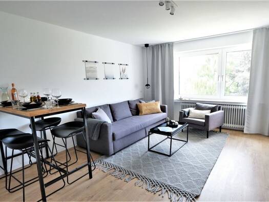 Wohnung zur Miete 750 € 2 Zimmer 45 m² Geschoss EG/1 frei ab sofort Altstadt-Nord Köln 50672