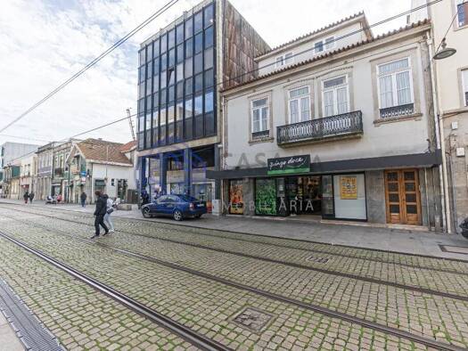 Haus zum Kauf 1.900.000 € 811 m² 440 m² Grundstück Matosinhos e Leça da Palmeira 4450