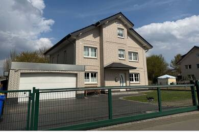 Einfamilienhaus zum Kauf 650.000 € 9 Zimmer 291 m² 625 m² Grundstück Steinheim Steinheim 32839