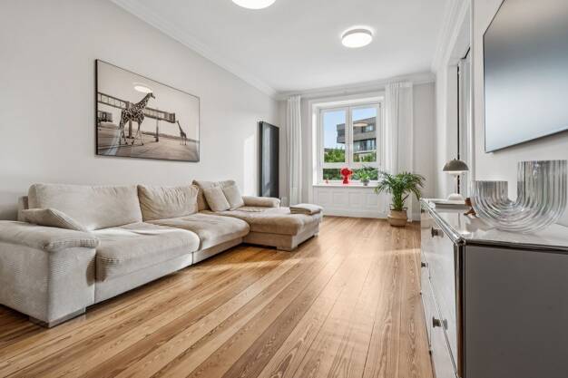 Wohnung zur Miete 2.650 € 3 Zimmer 109 m² 2. Geschoss frei ab 14.09.2025 Winterhuder Weg 18 Barmbek - Süd Hamburg 22085