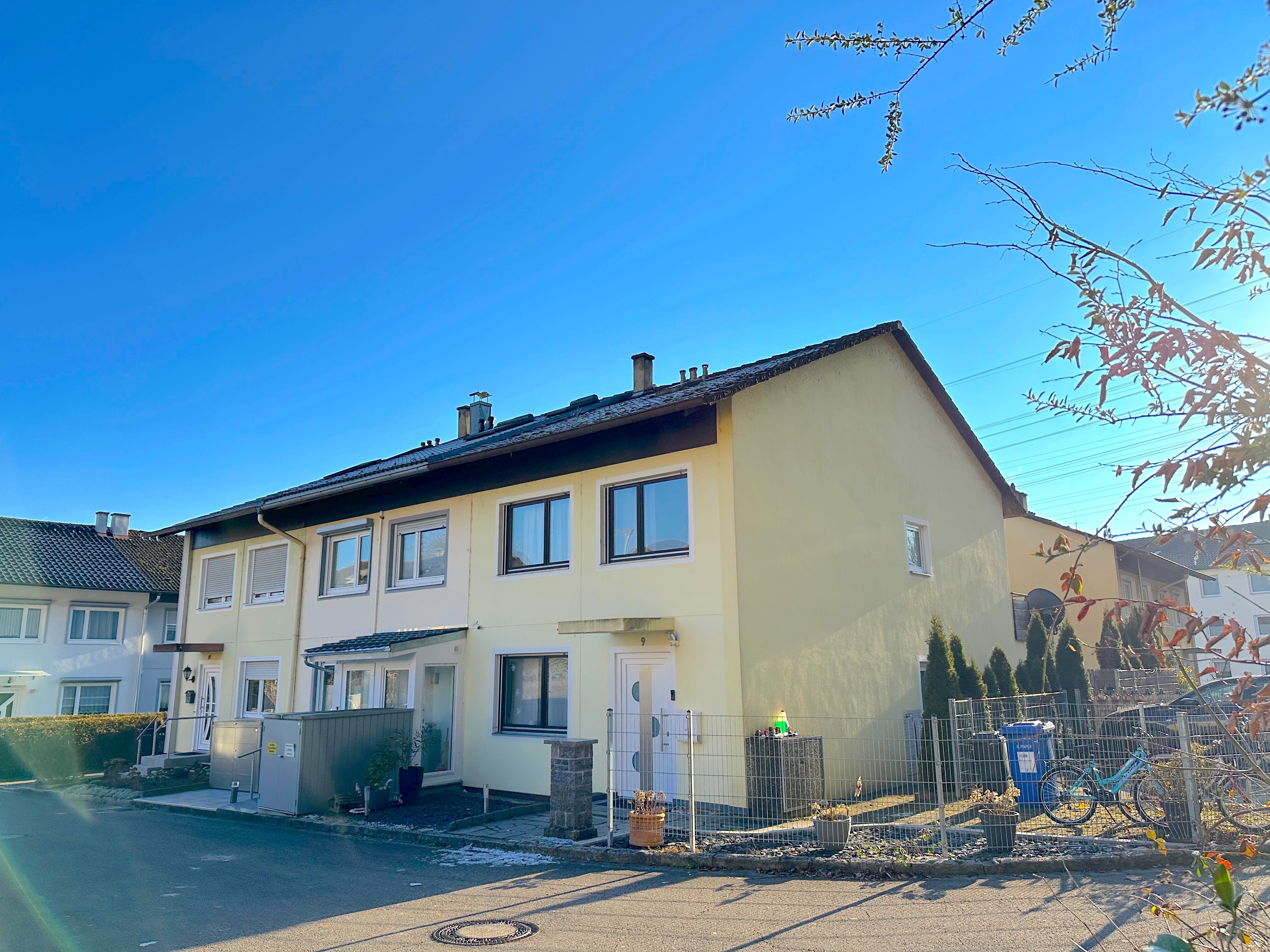 Haus zum Kauf 580.000 € 5,5 Zimmer 127 m²<br/>Wohnfläche 276 m²<br/>Grundstück Haagen Lörrach 79541