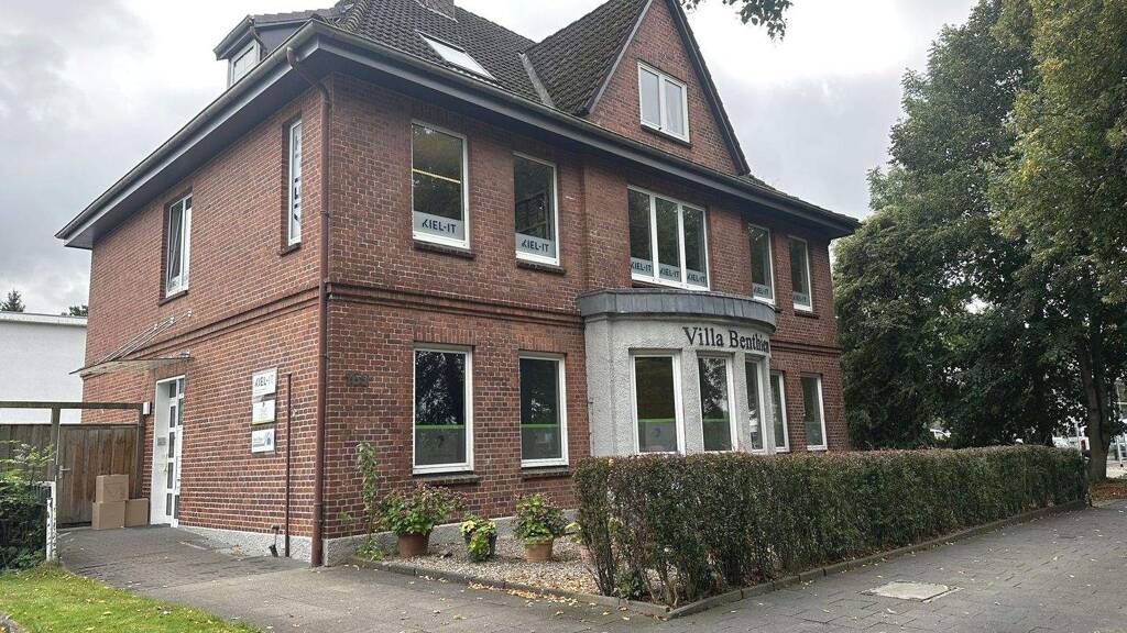 Mehrfamilienhaus zum Kauf 1.199.000 € 19 Zimmer 399,4 m² 530 m² Grundstück Gaarden-Süd Kiel 24113