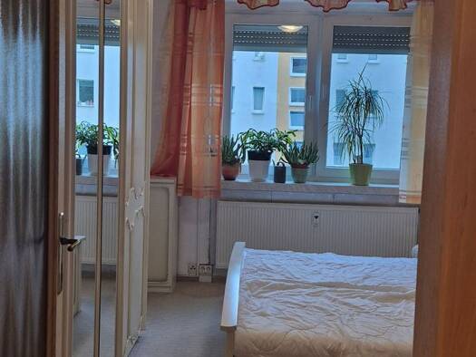 Wohnung zur Miete 450 € 3 Zimmer 60 m² Geschoss 2/3 frei ab sofort Naumburg Naumburg (Saale) 06618