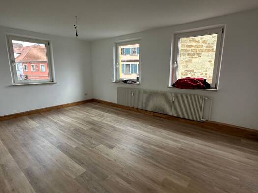 Wohnung zur Miete 975 € 4,5 Zimmer 98,7 m² 1. Geschoss frei ab 01.12.2025 Bamberger Straße 18 Bad Staffelstein 96231