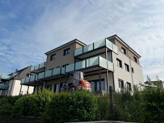Wohnung zur Miete 909 € 1,5 Zimmer 92,8 m² Geschoss 2/3 frei ab sofort Friedenstraße 5 Burkardroth 97705