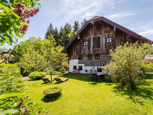 Bauernhaus zum Kauf 1.090.000 € 7 Zimmer 248,1 m² 873 m² Grundstück Elixhausen 5161