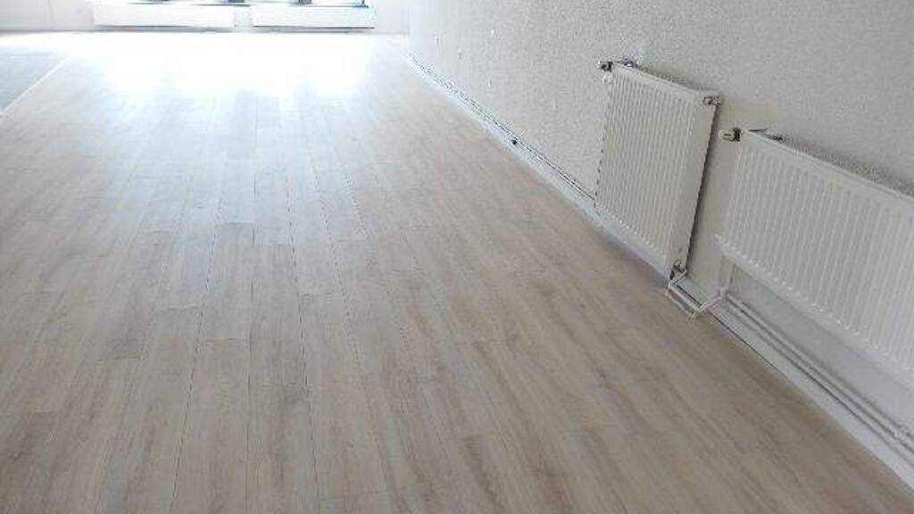 Wohnung zur Miete 590 € 2 Zimmer 90 m² EG Hessisch Oldendorf 31840