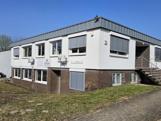 Lagerhalle zur Miete provisionsfrei 2.500 € 770 m² Lagerfläche Industriestraße 2 Erder Kalletal-Erder 32689