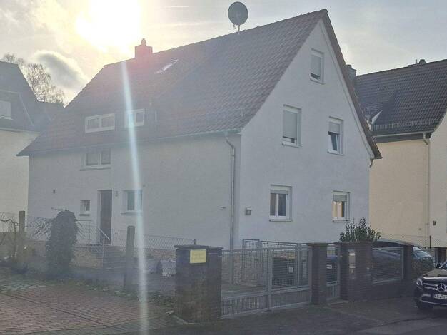 Mehrfamilienhaus zum Kauf provisionsfrei 780.000 € 7 Zimmer 190 m² 378 m² Grundstück Grünerweg 12 Bad Vilbel 61118
