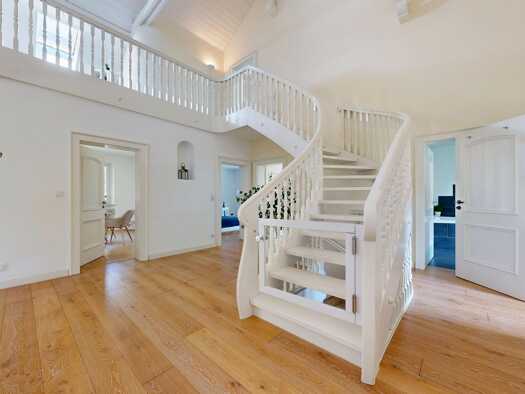 Haus zum Kauf 2.500.000 € 5 Zimmer 351 m² 1.010 m² Grundstück Riemerling Hohenbrunn 85521