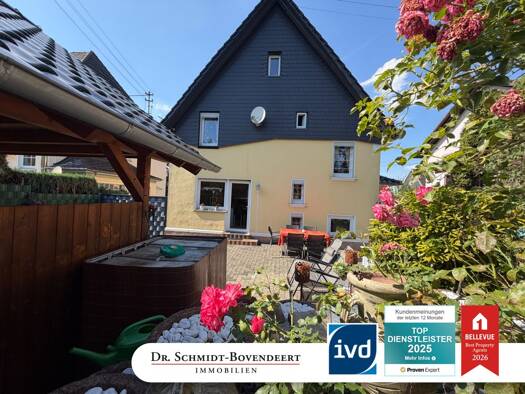Einfamilienhaus zum Kauf 315.000 € 5 Zimmer 120 m² 748 m² Grundstück Altenkirchen Altenkirchen (Westerwald) 57610