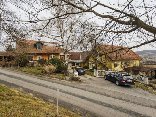 Mehrfamilienhaus zum Kauf 695.000 € 22 Zimmer 681,9 m² 5.683 m² Grundstück Tieschen 8355