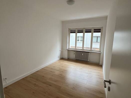 Wohnung zur Miete 540 € 2,5 Zimmer 55,5 m² 1. Geschoss frei ab sofort Dellviertel Duisburg 47051