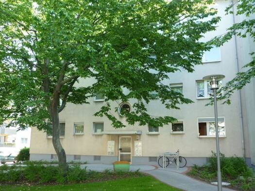 Wohnung zur Miete 381 € 2 Zimmer 38,1 m² 2. Geschoss frei ab 15.01.2026 Mainzer Landstraße 552 Griesheim Frankfurt am Main 65933