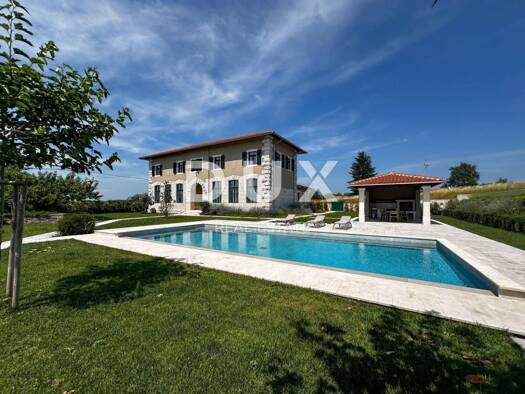 Einfamilienhaus zum Kauf 2.990.000 € 5 Zimmer 282 m² 2.070 m² Grundstück Poreč 52440