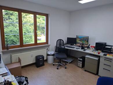 Büro-/Praxisfläche zur Miete provisionsfrei 450 € 2 Zimmer 60 m² Bürofläche Jestetten Jestetten 79798