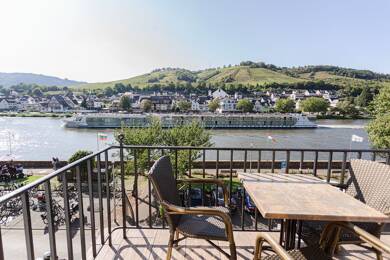Reihenendhaus zum Kauf 390.000 € 9 Zimmer 290 m² 104 m² Grundstück Zell Zell (Mosel) 56856
