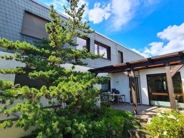 Einfamilienhaus zur Miete 2.200 € 5 Zimmer 198 m² 375 m² Grundstück frei ab sofort Viernheim 68519