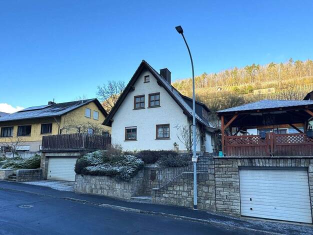 Einfamilienhaus zum Kauf 418.000 € 6 Zimmer 160 m² 692 m² Grundstück Mühlbach Karlstadt 97753