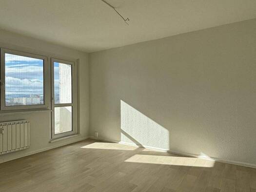 Wohnung zur Miete 524 € 3 Zimmer 79,2 m² 12. Geschoss Karl-Reimann-Ring 1 Roter Berg Erfurt 99087