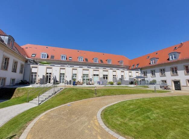 Studio zur Miete 914 € 3 Zimmer 87 m² frei ab 01.09.2025 Schmellwitz Cottbus 03044