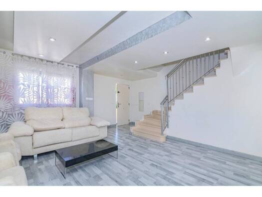 Doppelhaushälfte zum Kauf 245.000 € 3 Zimmer 164 m² 144 m² Grundstück Jun 18213
