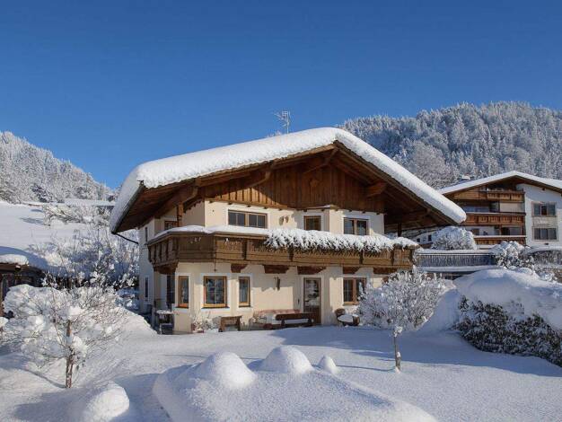 Einfamilienhaus zum Kauf 1.090.000 € 5 Zimmer 147,3 m² 972 m² Grundstück Kössen 6346