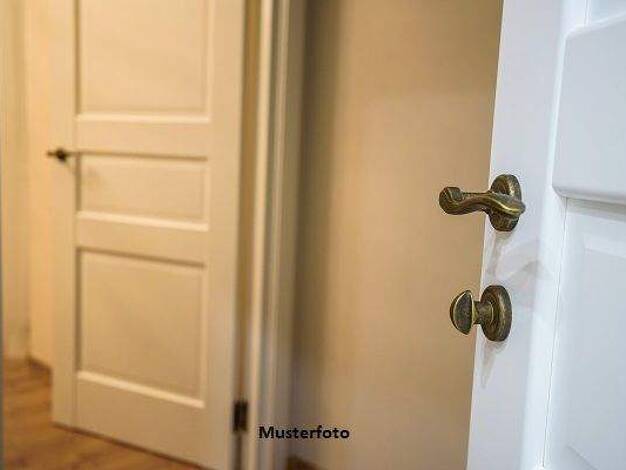 Wohnung zum Kauf 140.000 € 4 Zimmer 1 m² Crailsheim 74564