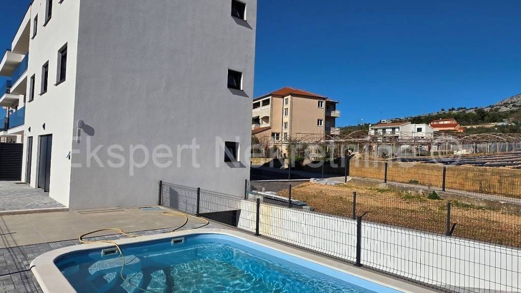 Wohnung zum Kauf 490.000 € 8 Zimmer 164 m² Seget