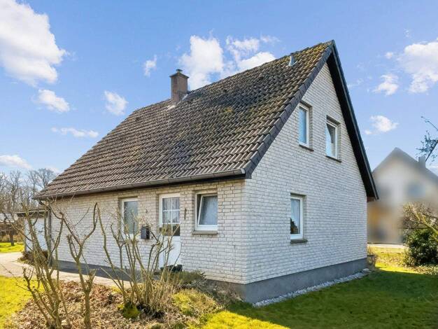 Einfamilienhaus zum Kauf 209.000 € 5 Zimmer 120 m² 804 m² Grundstück Wimmer Bad Essen 49152