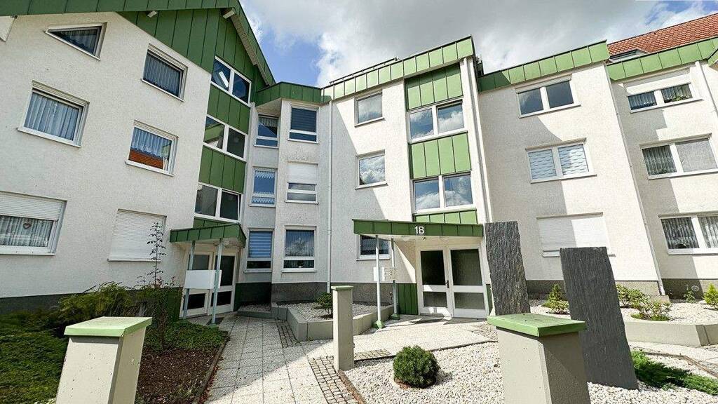 Wohnung zur Miete 552 € 3 Zimmer 69 m² 2. Geschoss frei ab 01.05.2026 Glauchau 08371