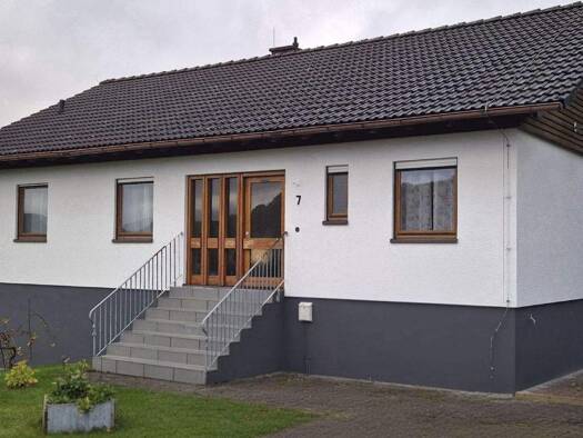 Einfamilienhaus zum Kauf 215.000 € 2 Zimmer 140 m² 674 m² Grundstück Betzdorf 57518