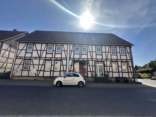 Mehrfamilienhaus zum Kauf 199.000 € 390 m² 500 m² Grundstück Holzhausen Immenhausen 34376