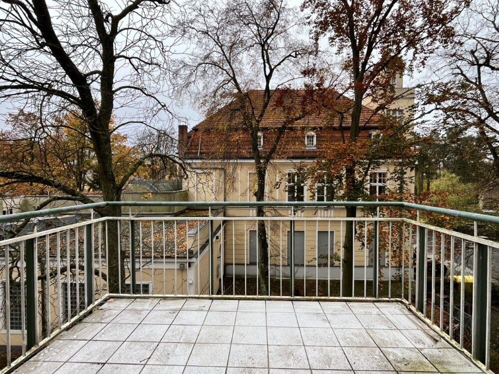 Wohnung zum Kauf 150.000 € 2 Zimmer 48 m²<br/>Wohnfläche 2.<br/>Geschoss Mitte Berlin 13587