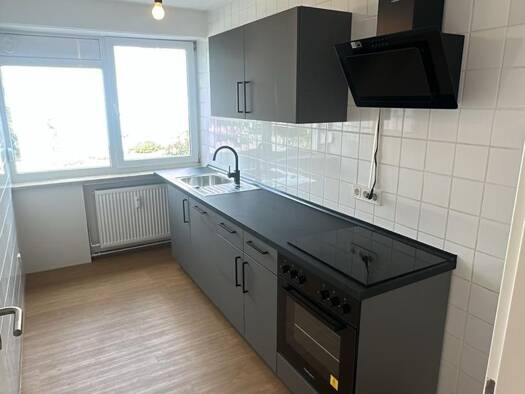 Wohnung zur Miete 750 € 3 Zimmer 85 m² frei ab sofort Kaiserslauterer Straße 58 St Johann Mitte 66123