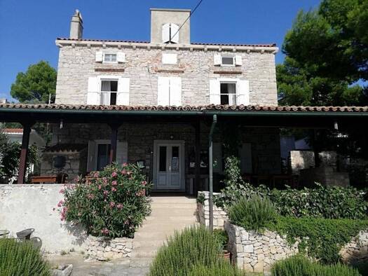 Haus zum Kauf 1.500.000 € 368 m² Mali Losinj