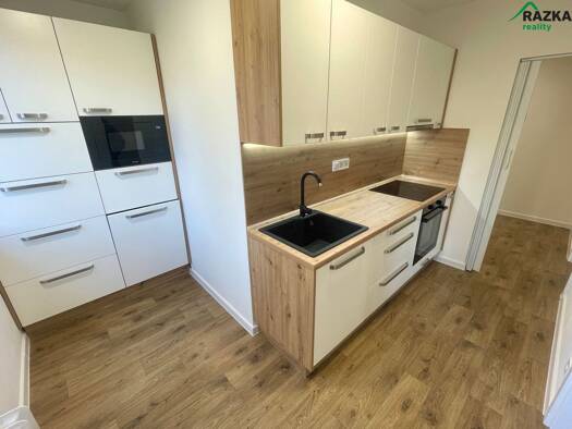 Wohnung zum Kauf 2.500.000 CZK 3 Zimmer 54 m² 2. Geschoss Mikulásská 2508 As 35201