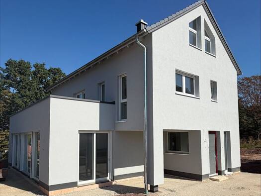 Einfamilienhaus zum Kauf provisionsfrei 1.250.000 € 7 Zimmer 241 m² 1.132 m² Grundstück Steinbacher Straße 15 Steinbach Herzogenaurach 91074