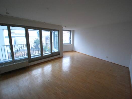 Wohnung zum Kauf provisionsfrei 650.000 € 4 Zimmer 105 m² 3. Geschoss Uhlandstraße 19 Charlottenburg Berlin 10623