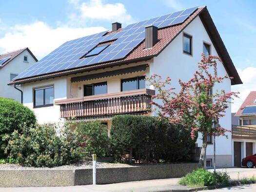 Wohnung zur Miete 850 € 3 Zimmer 90 m² 1. Geschoss frei ab 01.06.2026 Langenau 89129